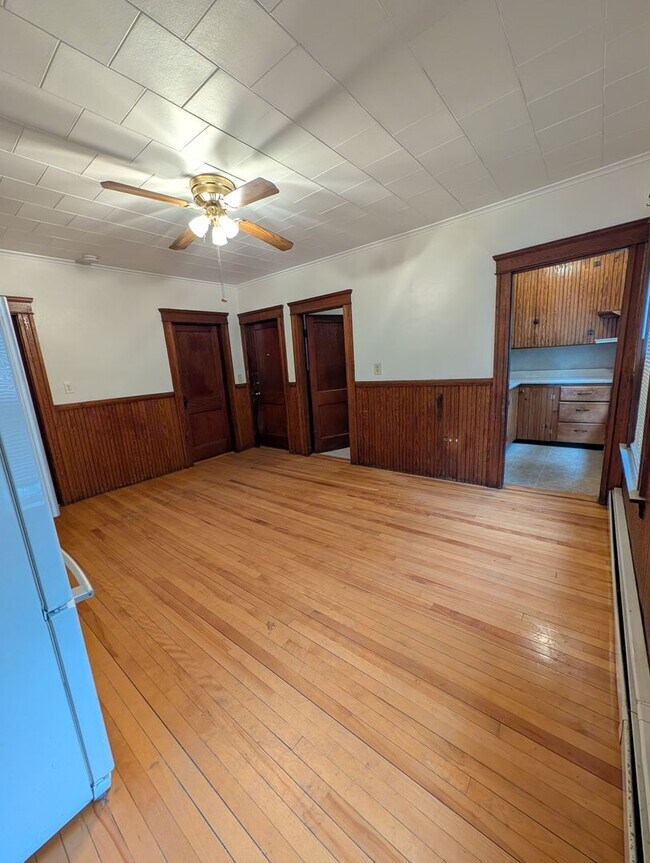 Building Photo - 18-20 Green Street