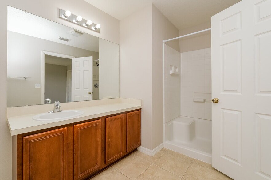 Building Photo - 2438 Hibiscus Bay Ln