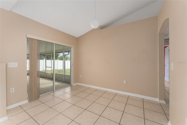 Building Photo - 502 Woodland Creek Blvd
