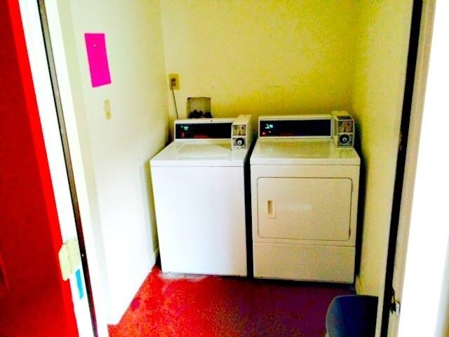 Building Photo - 4 Martin St