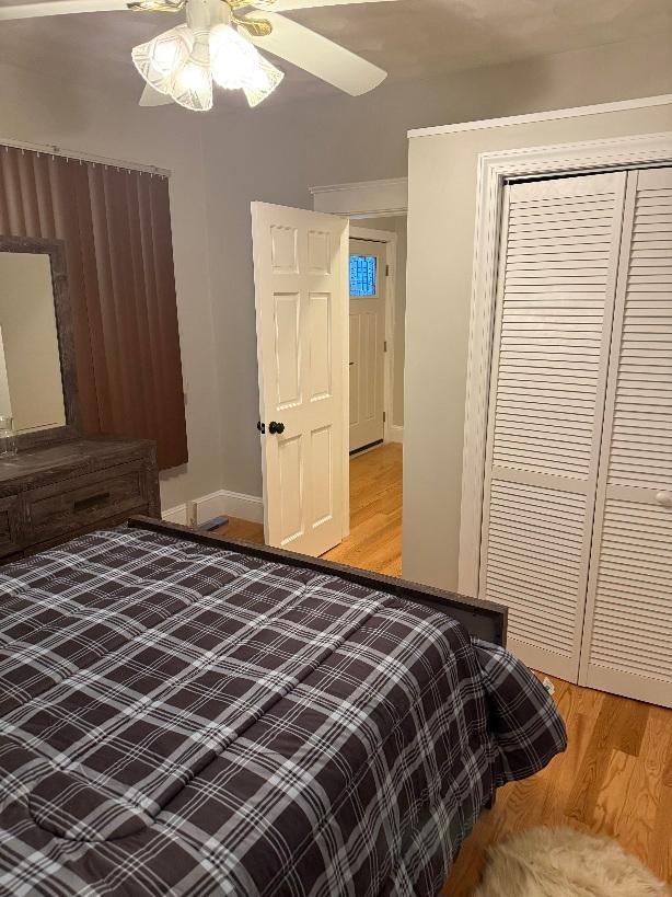 Building Photo - 129 Lyme St