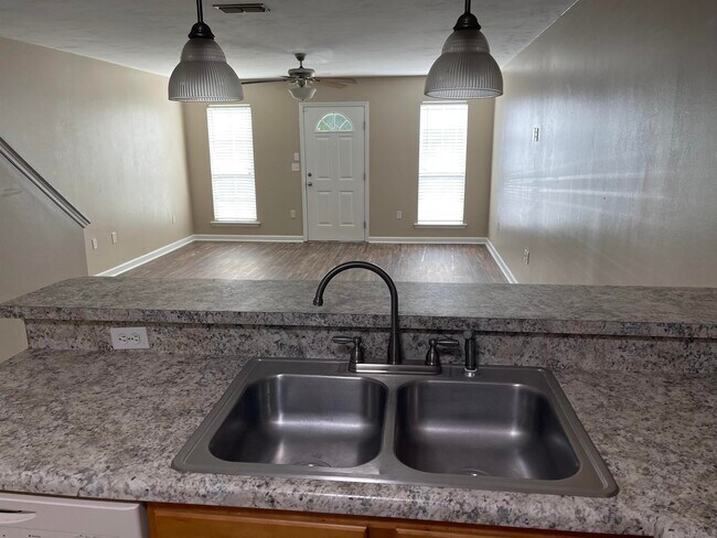 Building Photo - 2864 Waterbrook Way