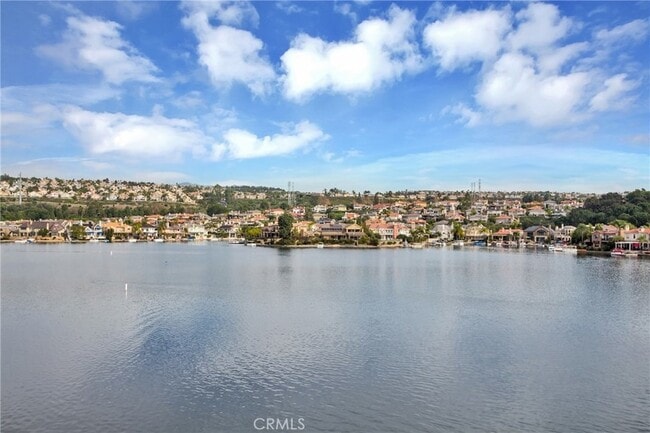 Building Photo - 181 California Ct