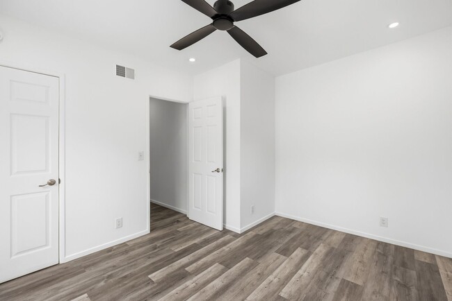 Building Photo - Stunning New Construction in Mission Hills – 3BR/2BA – Going Quick | 4 Weeks of Free Rent + Free ...