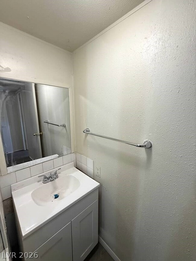 Building Photo - 5051 Sitka Ln