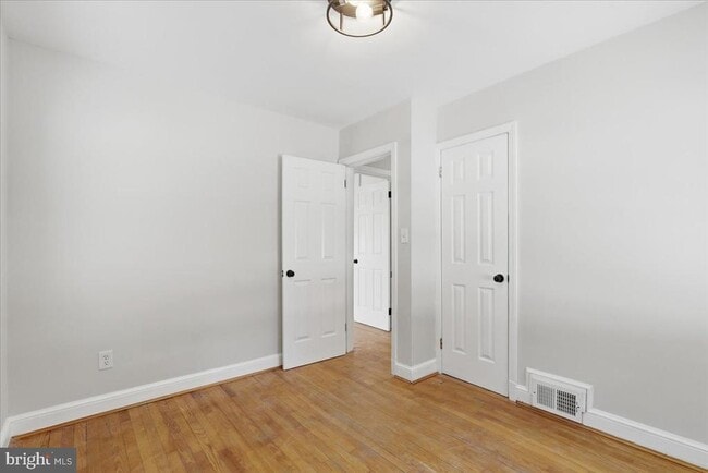 Building Photo - 9704 Lorain Ave