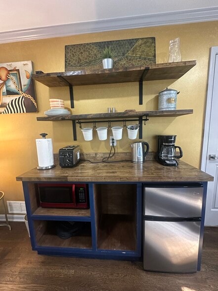 Start your mornings right — your own little coffee corner awaits. - 5460 Scofield Rd