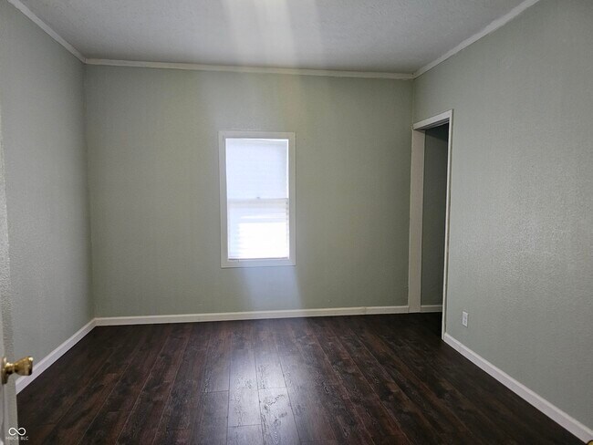 Building Photo - 2530 Lincoln St