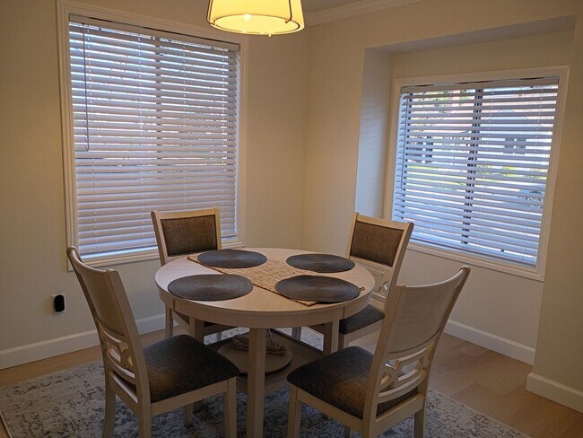 Building Photo - Fully Furnished Gem. Truly Turn-Key Living!