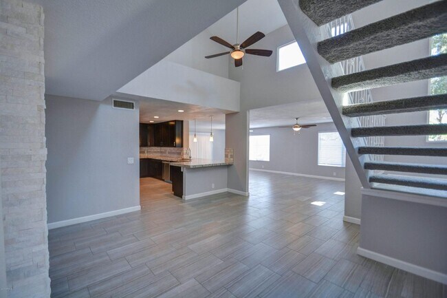 Building Photo - Offering 3 spacious bedrooms, 2.5 baths, l...
