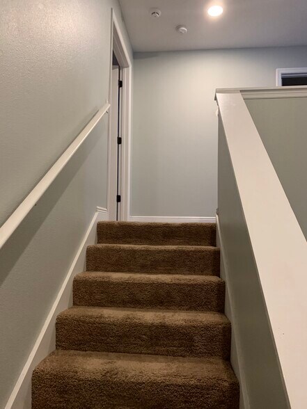 Stairs2 - 3129 Santorini Ct