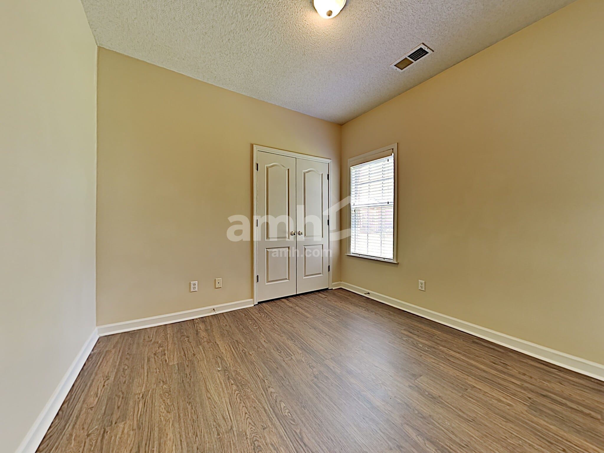 Building Photo - 548 Wesley Woods Dr
