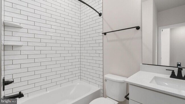 Building Photo - New Construction - 3 bed, 3 bath Townhome in the City