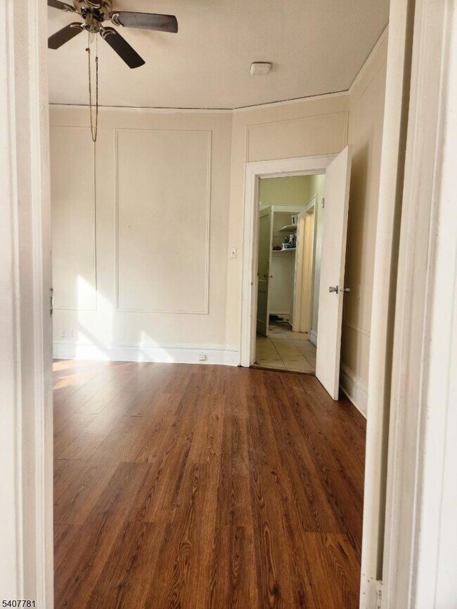 Building Photo - 97 Schuyler Ave