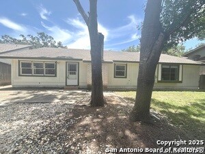 Building Photo - 2807 Bee Cave St