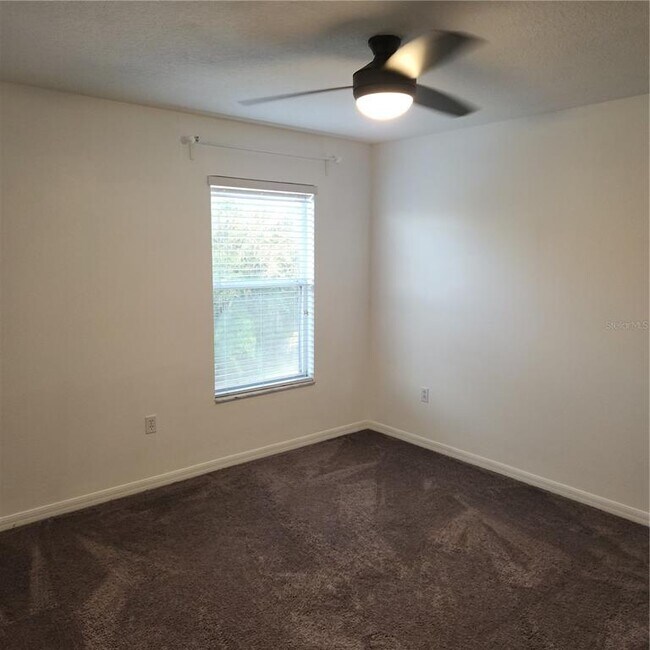 Building Photo - 3048 Chessington Dr