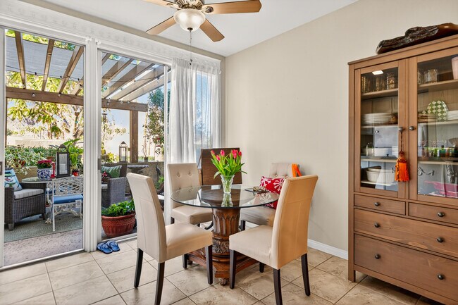 Building Photo - 46750 Mountain Cove Dr