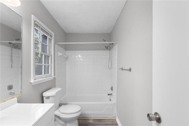 Building Photo - 295 E Burns Ct SW