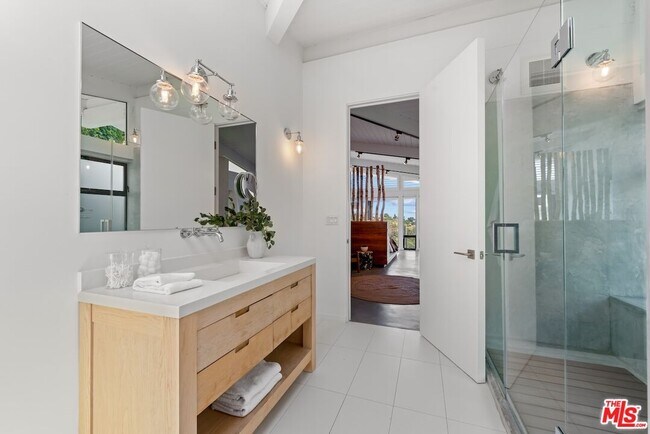 Building Photo - 23701 Harbor Vista Dr