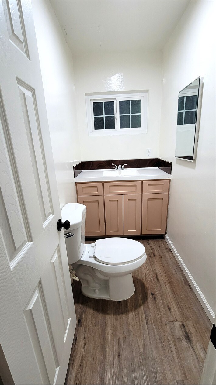 Building Photo - 11516 Eucalyptus Ave