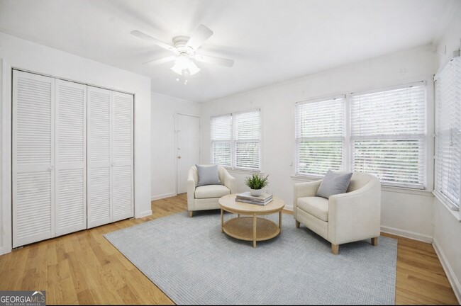 Building Photo - 26 Arpege Way NW