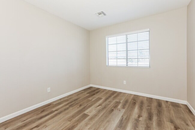 Building Photo - 2297 W Camp River Rd