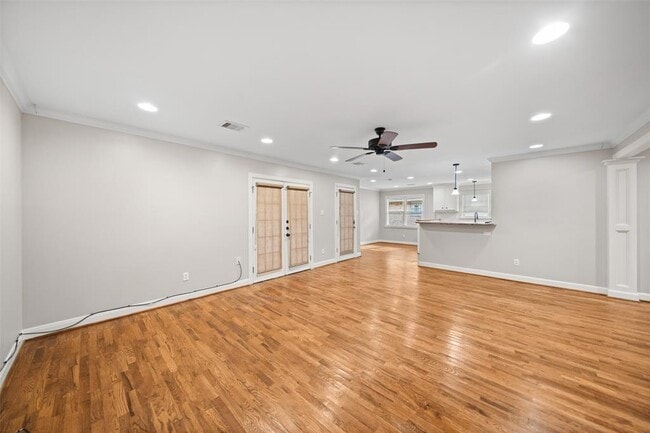 Building Photo - 1810 Droxford Dr