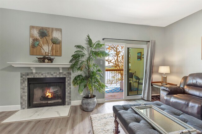 Building Photo - 18809 Egret Bay Blvd