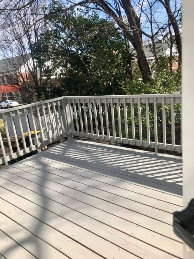 Building Photo - Cute Ranch in Mill Village; Beautifully Maintained.