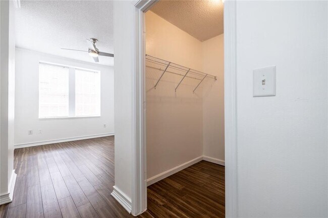 Building Photo - 800 Peachtree St NE