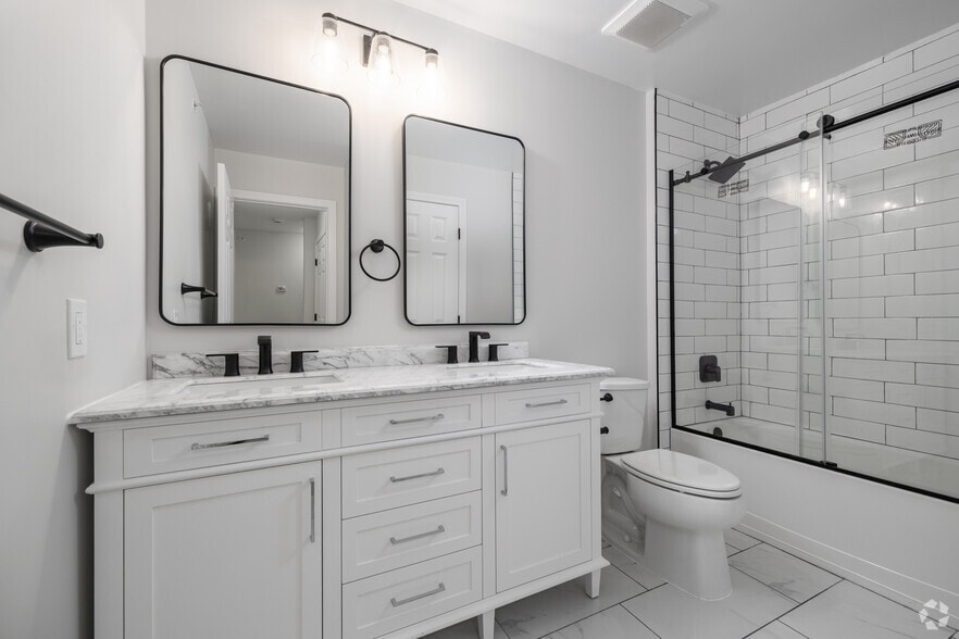 2BR, 2.5BA - 1,388SF - Second Bathroom - White Oaks at Wilton