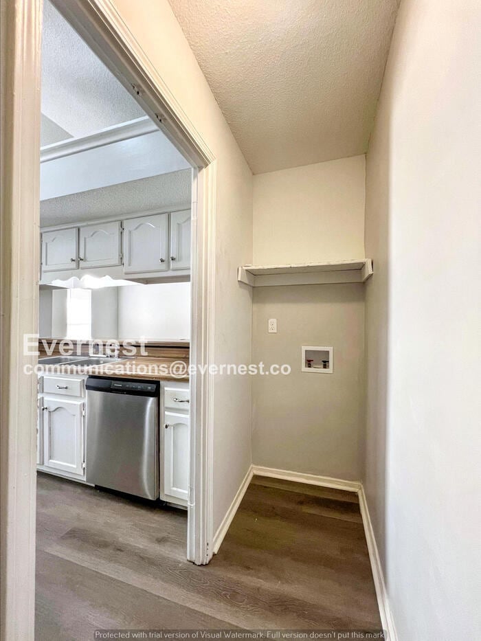 Building Photo - 3575 Shadow Oaks Pkwy