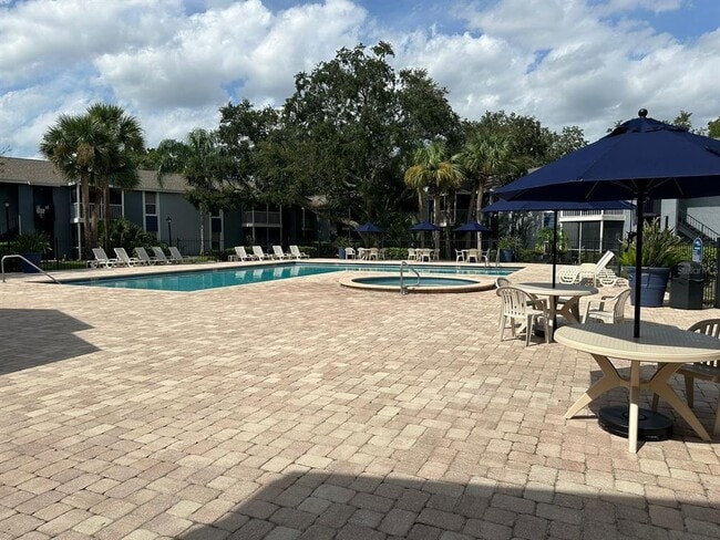 Building Photo - 3816 Breakwater Way