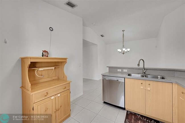 Building Photo - 5361 NW 90th Ave