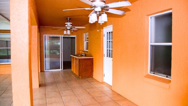 Building Photo - 11649 Audubond Ln