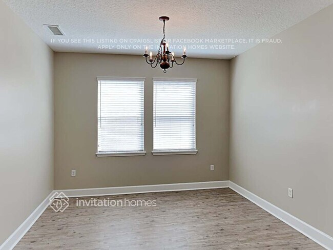 Building Photo - 708 Spruce Pine Ln