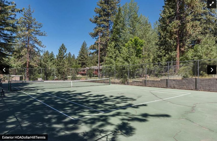 Building Photo - 3115 N Lake Blvd