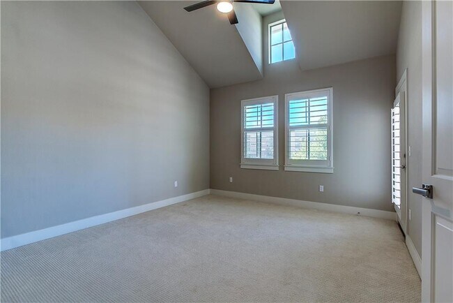 Building Photo - 4541 Mattie St