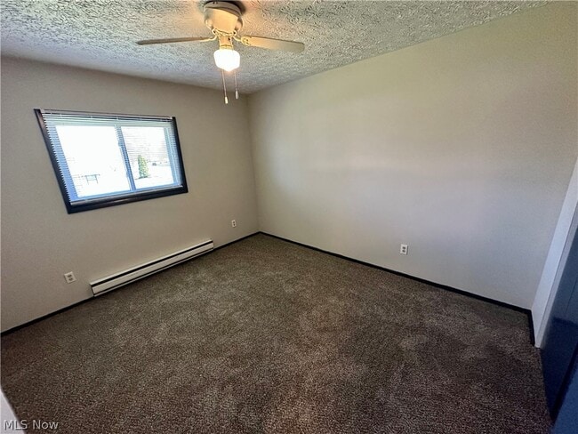 Building Photo - 233 Brunswick Dr