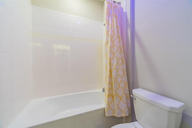 Building Photo - 34087 Astoria Cir