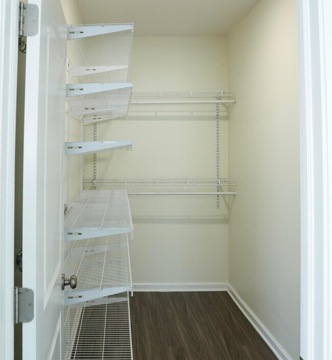 Building Photo - 11921 Warbler Wy