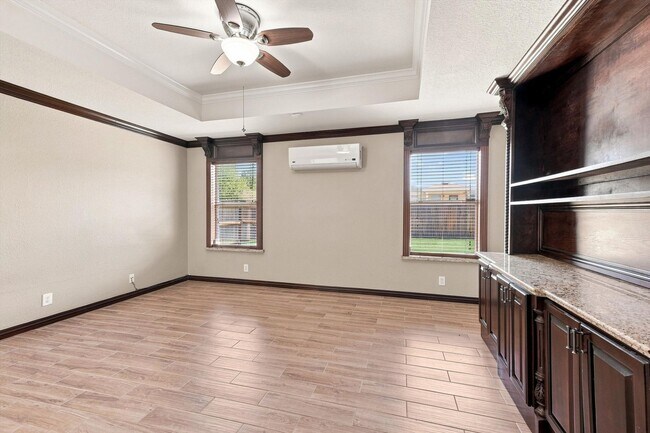 Building Photo - 11826 Ranchwell Cove