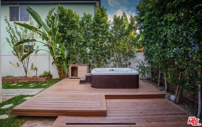 Building Photo - 19246 Liam Ln