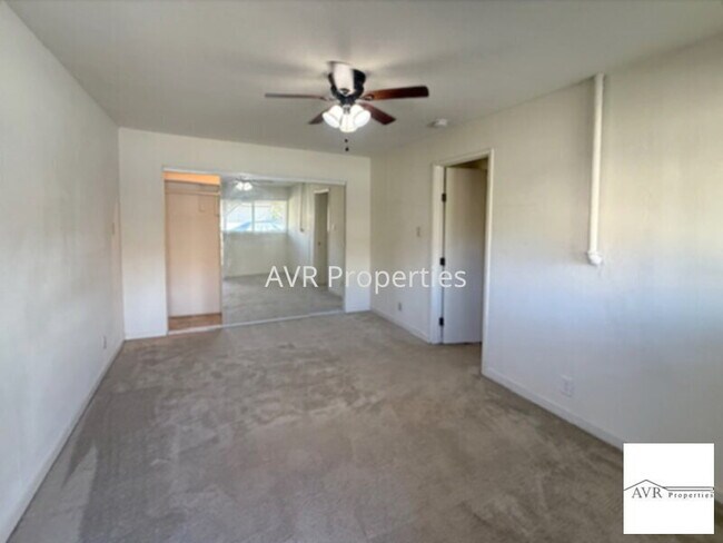 Building Photo - Detached home near Library