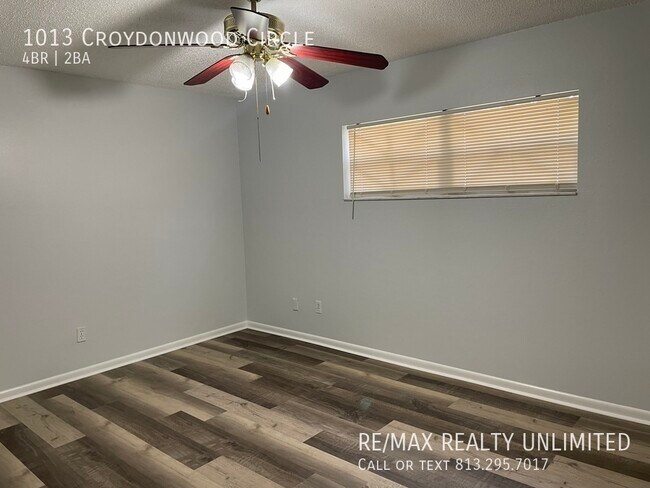 Building Photo - 1013 Croydonwood Cir
