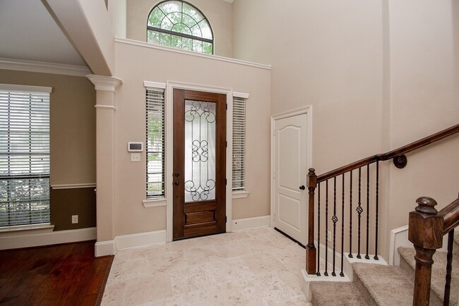 Building Photo - 6034 Gracys Landing Ln