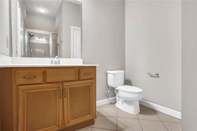 Building Photo - 3026 Eltham Pl