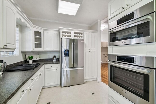 Building Photo - 2908 W San Isidro St