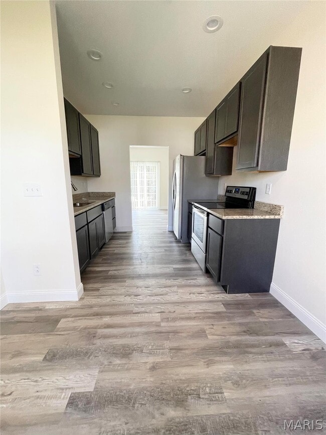 Building Photo - 720 Titan Dr