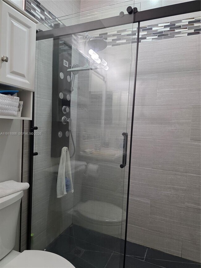 Building Photo - 4972 SW 127th Ave